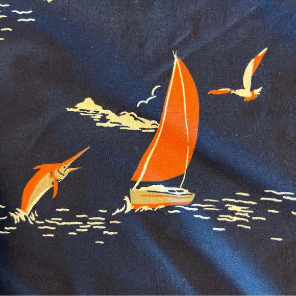 Old Navy Everyday Built-In Flex Printed Short Sleeve Men's Shirt
Size L - Picture 10 of 13